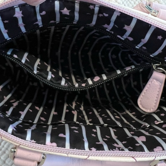 Elegant Pink and White Satchel - Picture 8 of 10